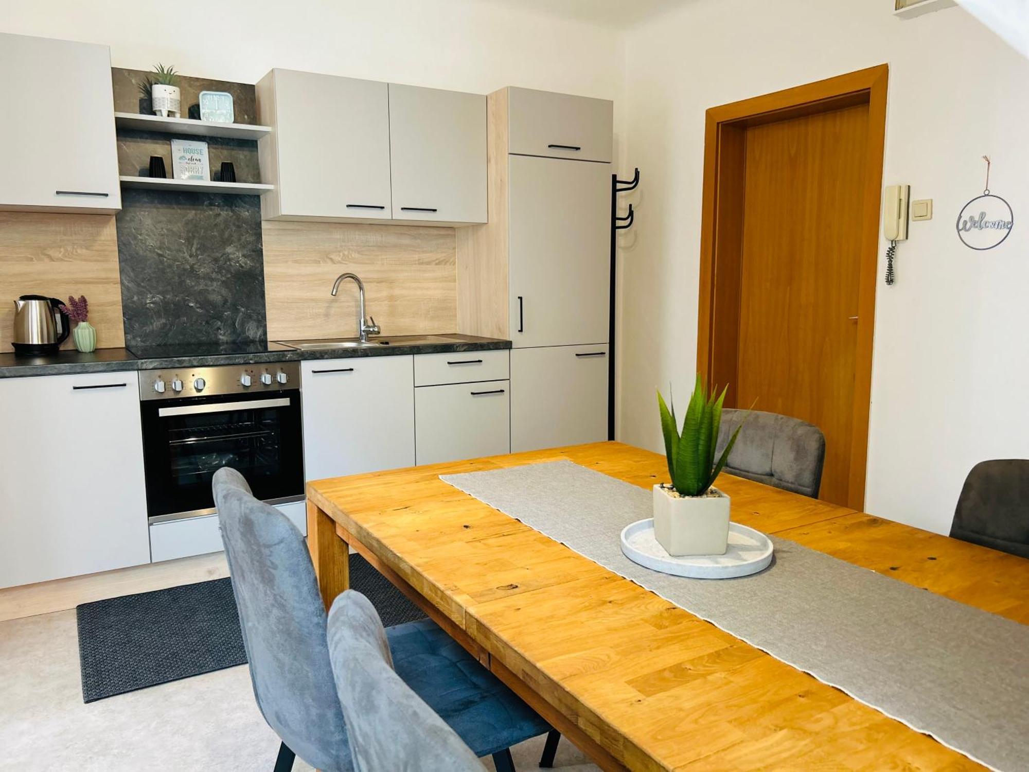 Apartment Gutenberg - Self-Check-In - Naehe Redbull Ring Knittelfeld Eksteriør billede